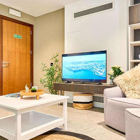 Stylish Apartment In Tigne Point Sliema Esterno foto