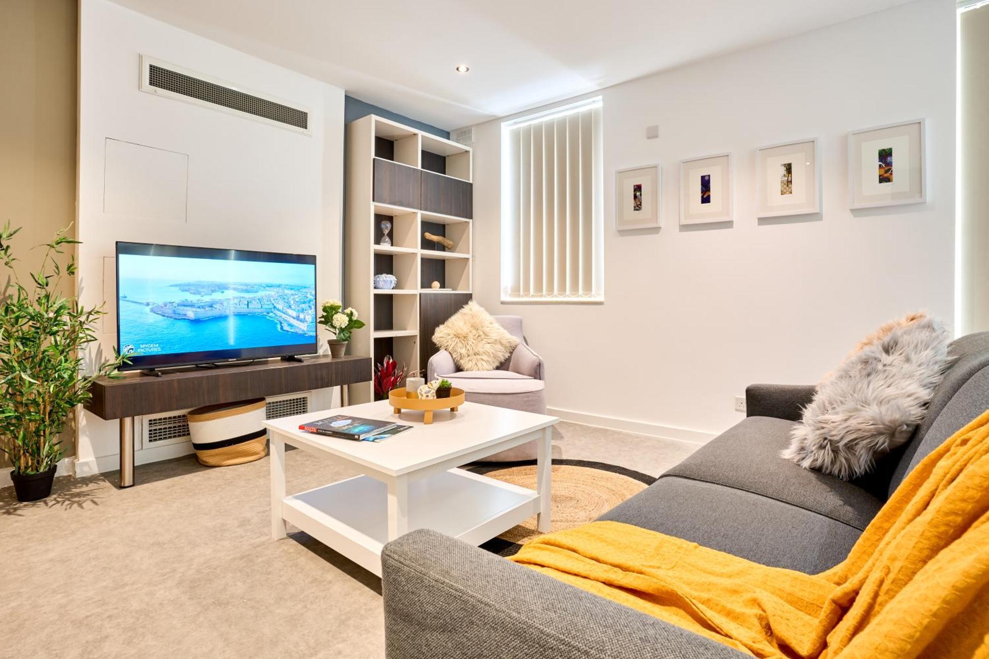 Stylish Apartment In Tigne Point Sliema Esterno foto