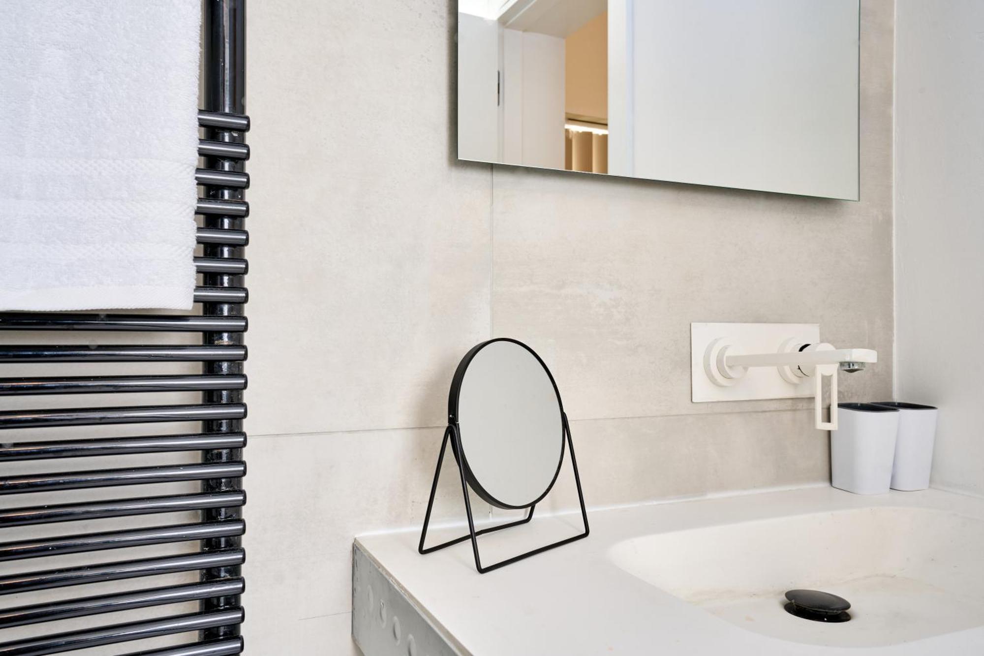 Stylish Apartment In Tigne Point Sliema Esterno foto