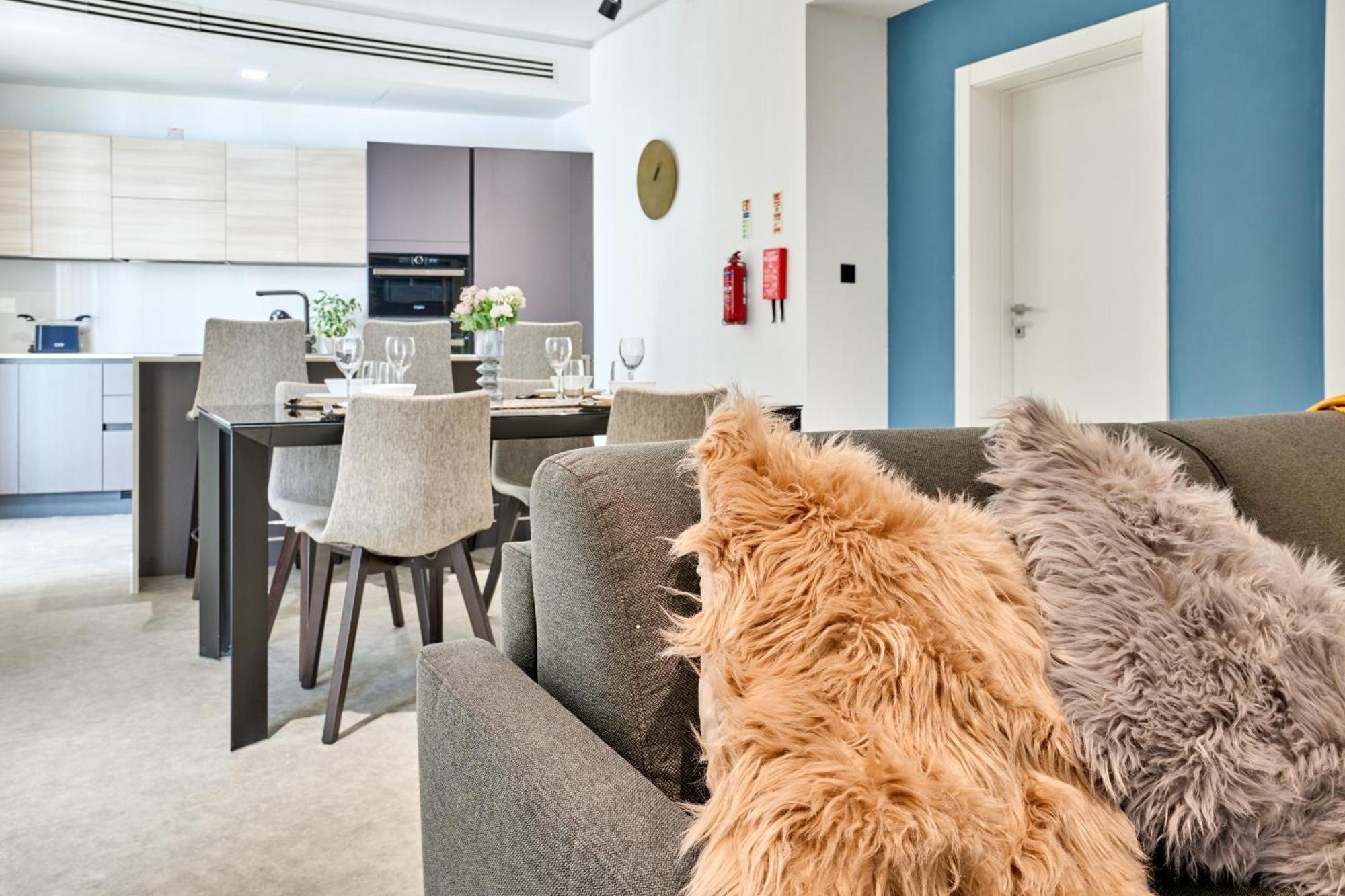 Stylish Apartment In Tigne Point Sliema Esterno foto